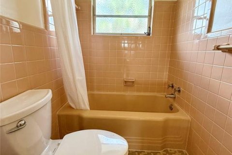 Villa ou maison à louer à DeLand, Floride: 2 chambres, 111.3 m2 № 1914069 - photo 28