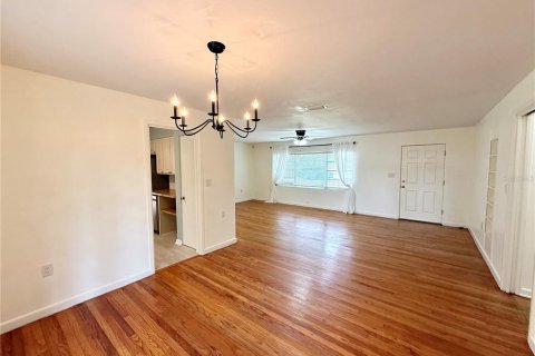 Casa en alquiler en DeLand, Florida, 2 dormitorios, 111.3 m2 № 1914069 - foto 16