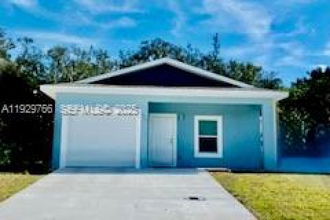 Casa en Sebring, Florida 3 dormitorios, 123.56 m2 № 2034224