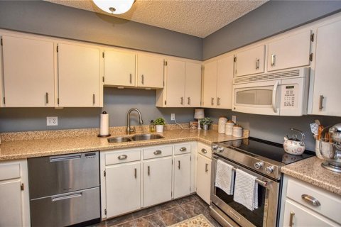Casa en alquiler en Lakeland, Florida, 2 dormitorios, 102.19 m2 № 1917945 - foto 8