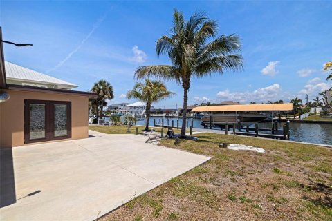 Villa ou maison à vendre à Palmetto, Floride: 2 chambres, 141.12 m2 № 2149586 - photo 29