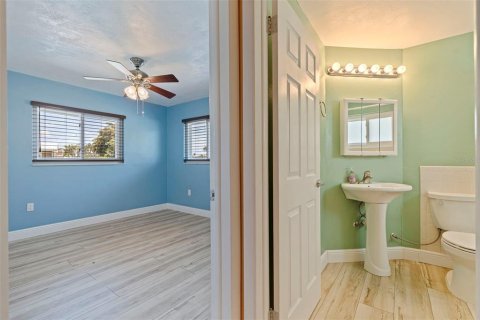 Villa ou maison à vendre à Palmetto, Floride: 2 chambres, 141.12 m2 № 2149586 - photo 20