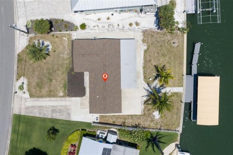 Villa ou maison à vendre à Palmetto, Floride: 2 chambres, 141.12 m2 № 2149586 - photo 4