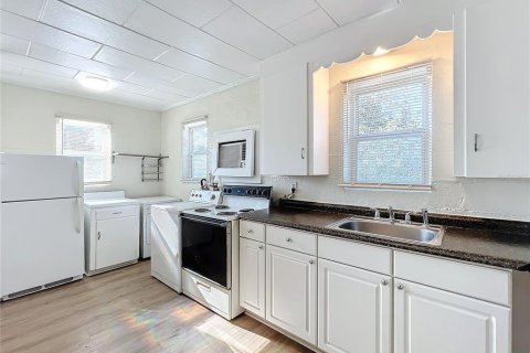 Apartment in Winter Park, Florida 1 bedroom, 46.64 sq.m. № 1918497 - photo 13