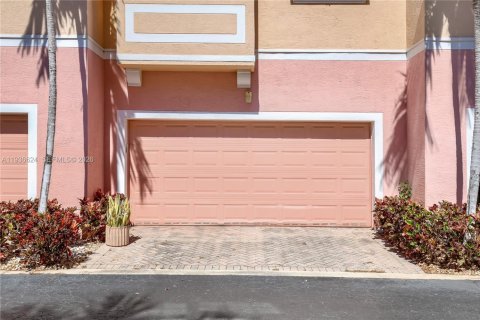 Touwnhouse à louer à Boynton Beach, Floride: 3 chambres, 156.91 m2 № 2080263 - photo 4