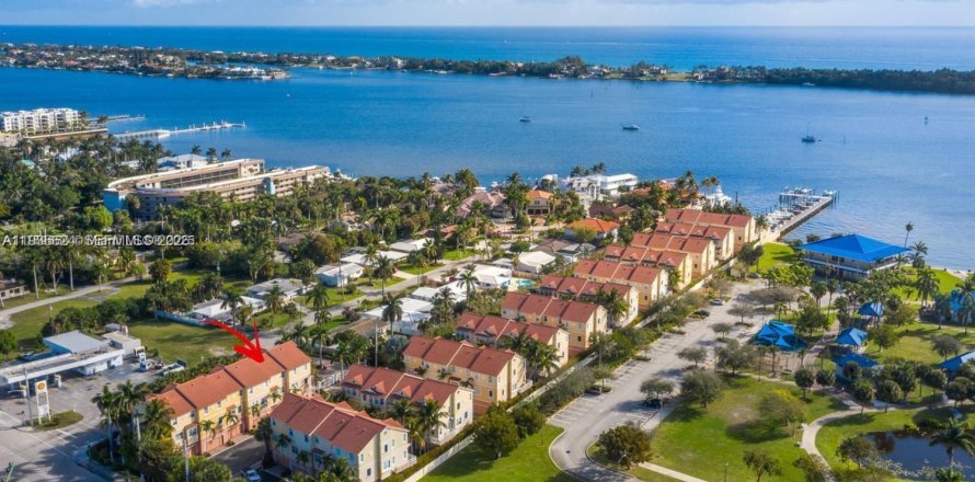 Touwnhouse à Boynton Beach, Floride 3 chambres, 156.91 m2 № 2080263