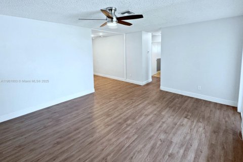 Casa en venta en Cooper City, Florida, 2 dormitorios, 94.95 m2 № 1956969 - foto 8