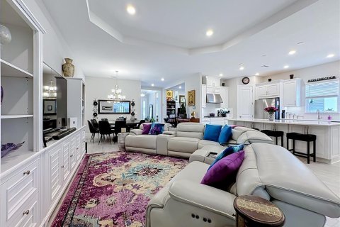 Купить виллу или дом в Брейдентон, Флорида 4 комнаты, 222.13м2, № 2225207 - фото 17