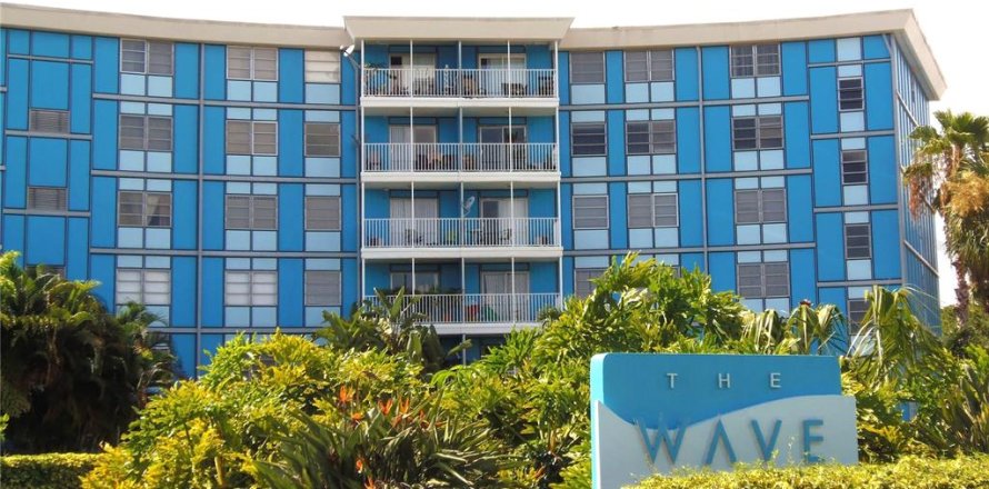 Condo in Saint Petersburg, Florida, 1 bedroom № 1876834