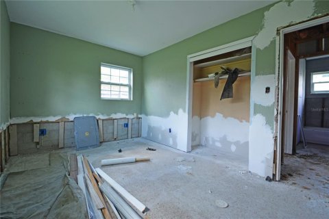 House in New Port Richey, Florida 2 bedrooms, 88.07 sq.m. № 1900706 - photo 18