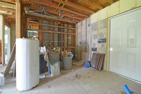 House in New Port Richey, Florida 2 bedrooms, 88.07 sq.m. № 1900706 - photo 7