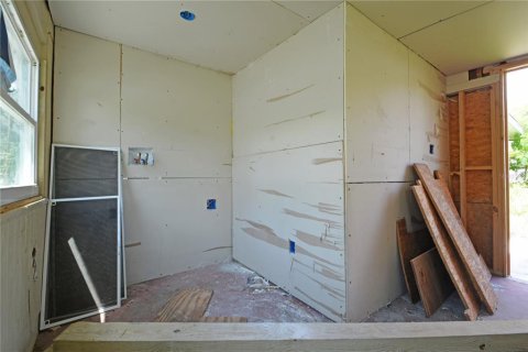 House in New Port Richey, Florida 2 bedrooms, 88.07 sq.m. № 1900706 - photo 28
