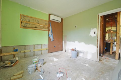 House in New Port Richey, Florida 2 bedrooms, 88.07 sq.m. № 1900706 - photo 23