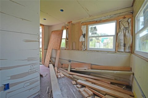 House in New Port Richey, Florida 2 bedrooms, 88.07 sq.m. № 1900706 - photo 29
