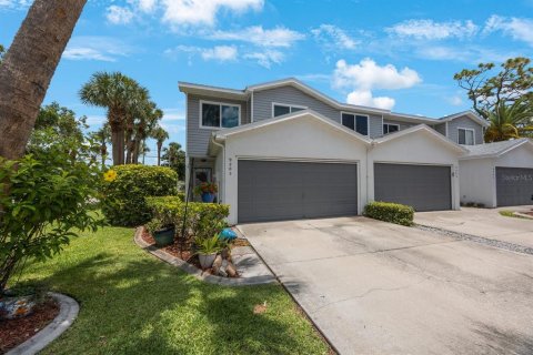 Townhouse in Largo, Florida 3 bedrooms, 135.73 sq.m. № 1785022 - photo 1