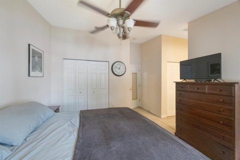 Townhouse in Largo, Florida 3 bedrooms, 135.73 sq.m. № 1785022 - photo 19