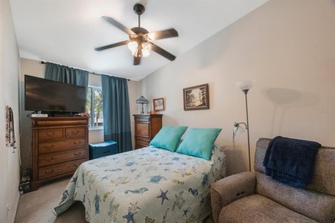 Townhouse in Largo, Florida 3 bedrooms, 135.73 sq.m. № 1785022 - photo 24