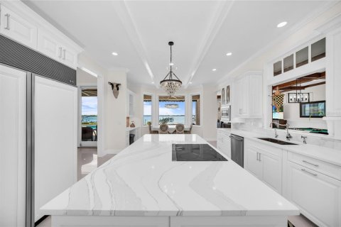 Villa ou maison à vendre à Bradenton, Floride: 4 chambres, 597.45 m2 № 2434523 - photo 14