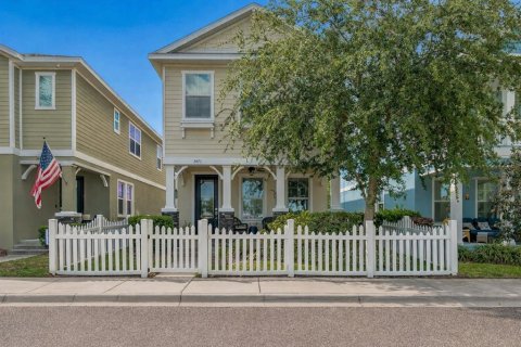 Casa en New Port Richey, Florida 3 dormitorios, 148.27 m2 № 2110523