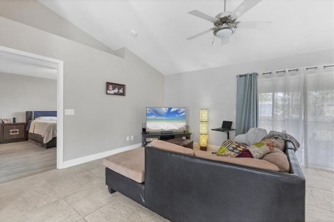 Casa en venta en North Port, Florida, 3 dormitorios, 137.22 m2 № 2202732 - foto 6