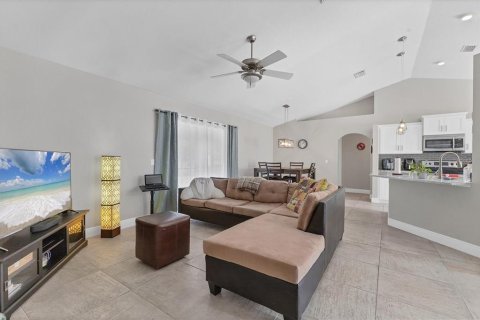 Casa en venta en North Port, Florida, 3 dormitorios, 137.22 m2 № 2202732 - foto 5