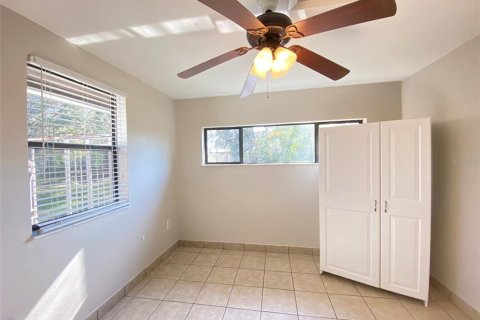 Casa en alquiler en Kissimmee, Florida, 2 dormitorios, 100.89 m2 № 1567279 - foto 16