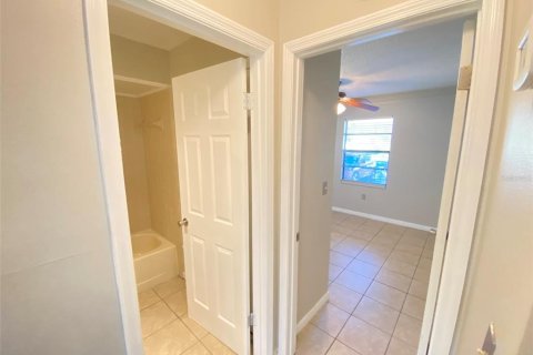 Casa en alquiler en Kissimmee, Florida, 2 dormitorios, 100.89 m2 № 1567279 - foto 10