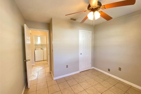 Casa en alquiler en Kissimmee, Florida, 2 dormitorios, 100.89 m2 № 1567279 - foto 12