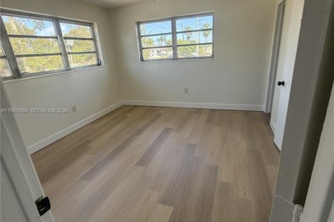 Condominio en venta en Miami, Florida, 2 dormitorios, 91.97 m2 № 2028335 - foto 10