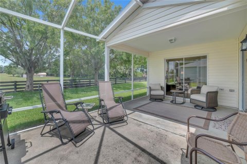 House in The Villages, Florida 2 bedrooms, 106.09 sq.m. № 1677726 - photo 28