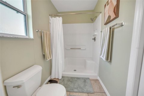 House in The Villages, Florida 2 bedrooms, 106.09 sq.m. № 1677726 - photo 22