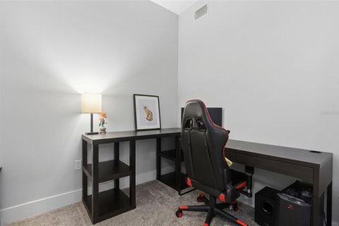 Copropriété à vendre à Tampa, Floride: 2 chambres, 135.27 m2 № 2430505 - photo 18