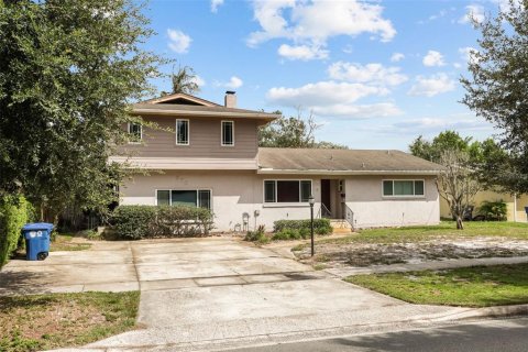 Villa ou maison à Winter Park, Floride 4 chambres, 213.77 m2 № 2388878
