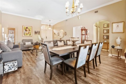 Villa ou maison à vendre à Miami, Floride: 4 chambres, 177.26 m2 № 1832299 - photo 5