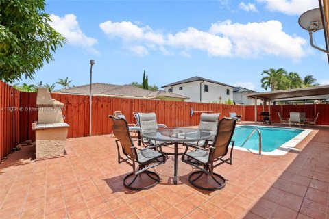 Villa ou maison à vendre à Miami, Floride: 4 chambres, 177.26 m2 № 1832299 - photo 20