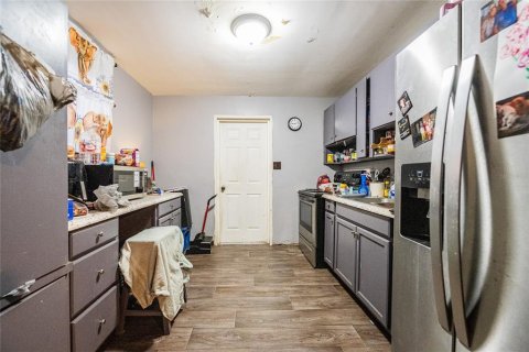 House in Bartow, Florida 4 bedrooms, 78.04 sq.m. № 2229673 - photo 8