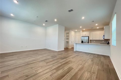Adosado en alquiler en Orlando, Florida, 4 dormitorios, 151.15 m2 № 1866635 - foto 5