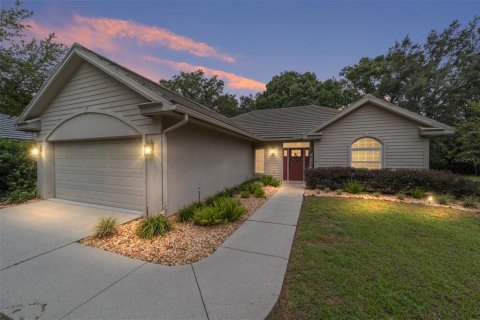 House in Lecanto, Florida 3 bedrooms, 147.16 sq.m. № 1903470 - photo 3