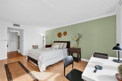 Купить кондоминиум в Авентура, Флорида 1 спальня, 85.28м2, № 1957152 - фото 23