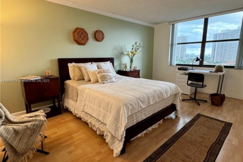 Купить кондоминиум в Авентура, Флорида 1 спальня, 85.28м2, № 1957152 - фото 12