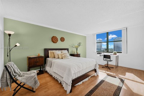 Купить кондоминиум в Авентура, Флорида 1 спальня, 85.28м2, № 1957152 - фото 20