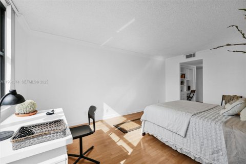 Купить кондоминиум в Авентура, Флорида 1 спальня, 85.28м2, № 1957152 - фото 22