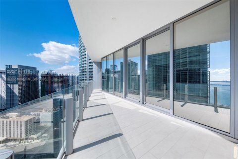 Condo in Miami, Florida, 2 bedrooms № 2248005 - photo 10