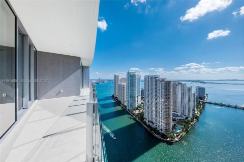 Condo in Miami, Florida, 2 bedrooms  № 2248005