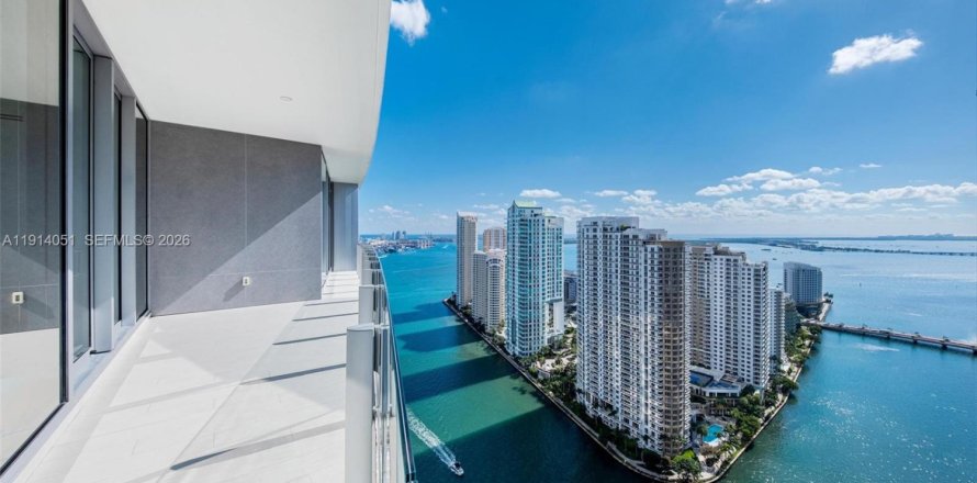 Condo in Miami, Florida, 2 bedrooms № 2248005