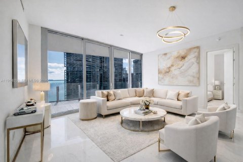Condo in Miami, Florida, 2 bedrooms № 2248005 - photo 7