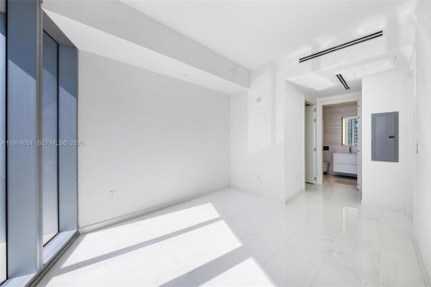 Condo in Miami, Florida, 2 bedrooms № 2248005 - photo 28