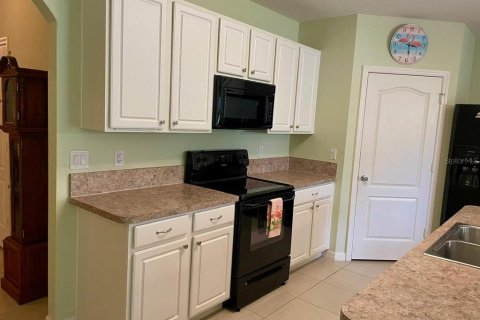 House in Edgewater, Florida 4 bedrooms, 207.36 sq.m. № 1687292 - photo 4