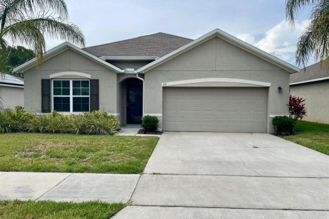 House in Edgewater, Florida 4 bedrooms, 207.36 sq.m. № 1687292 - photo 28