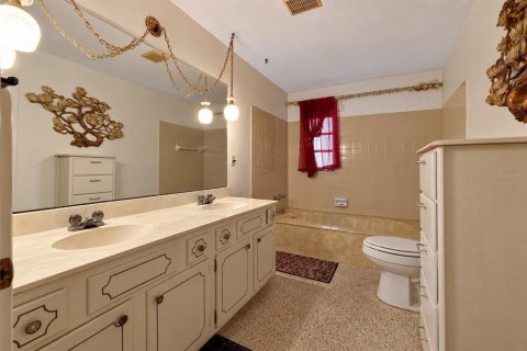Villa ou maison à vendre à Lake Wales, Floride: 4 chambres, 200.11 m2 № 2415396 - photo 16